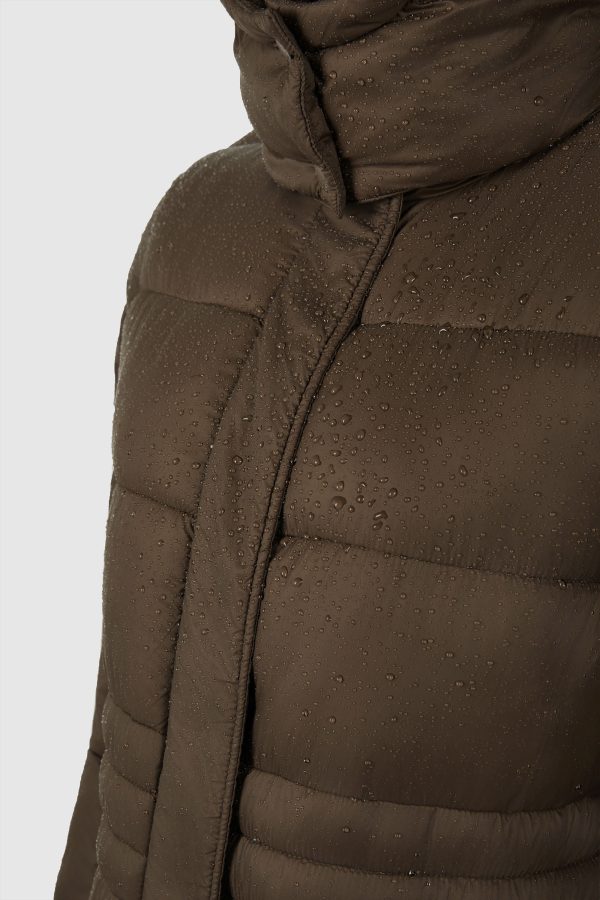 Everyday Insulated Lyrella Puffer with Hood - Image 9