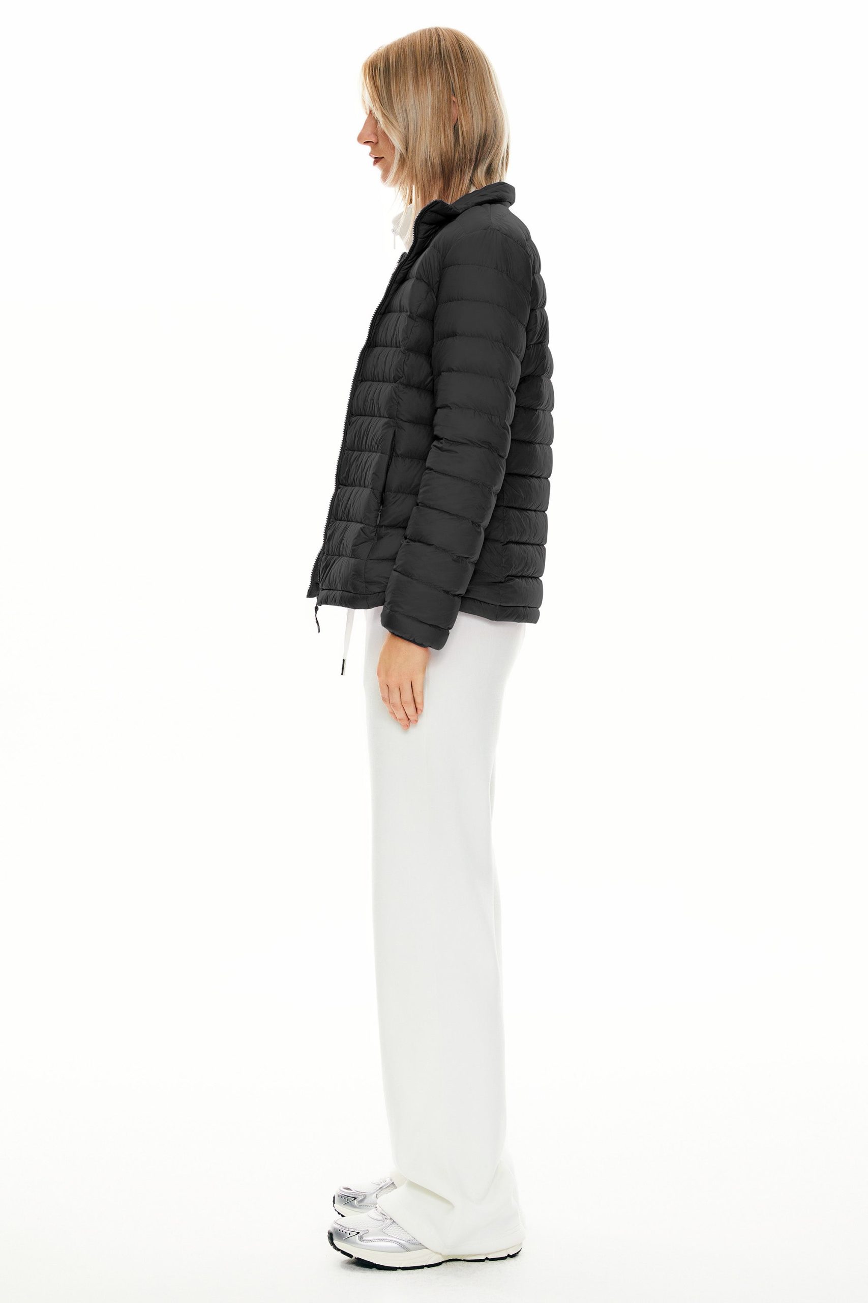 Lightweight Quilted Packable Down Jacket - Image 3
