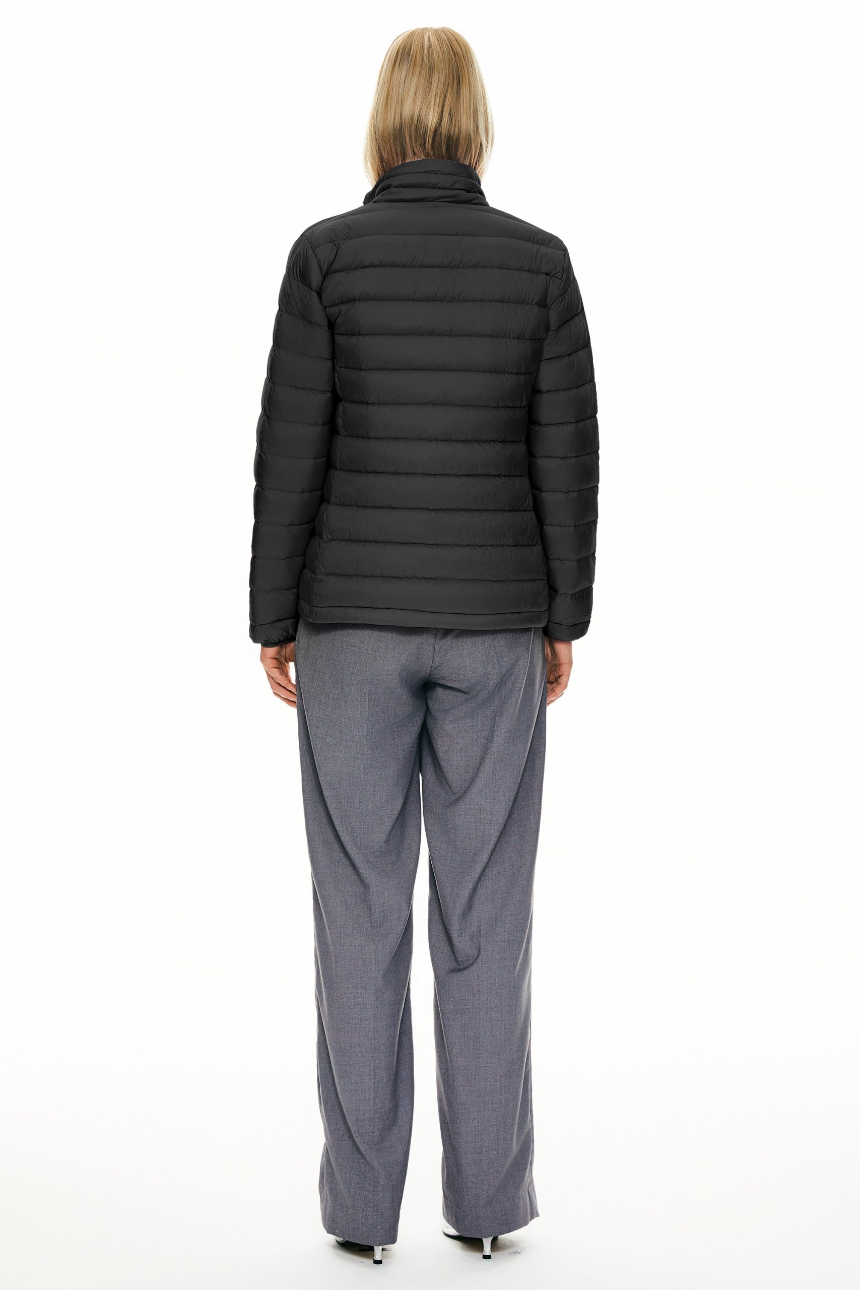 Lightweight Quilted Packable Down Jacket - Image 4