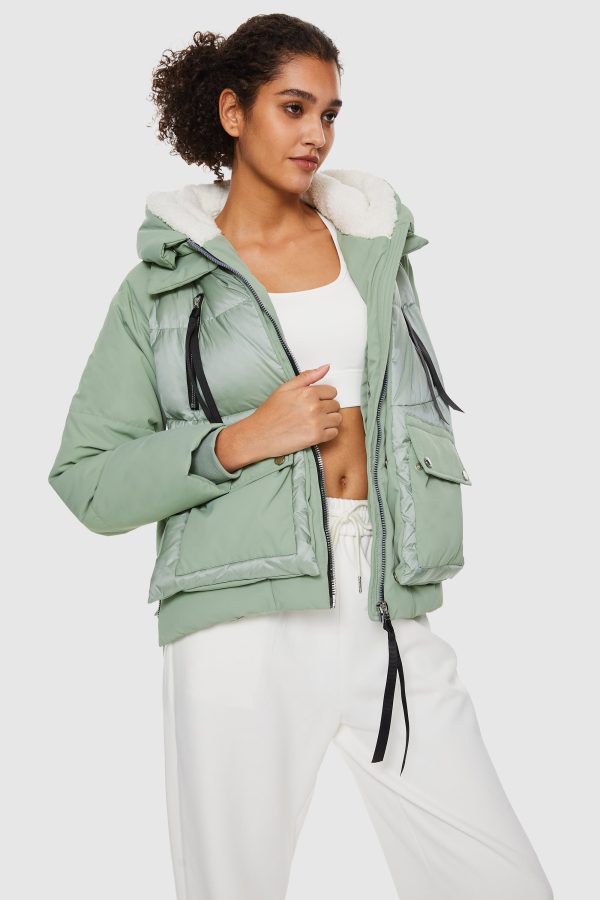 092 Colorlay Cropped Hooded Down Puffer Jacket - Image 3