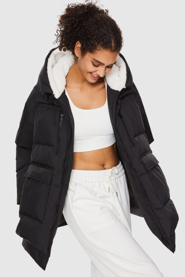 092 O-Lab Hooded Down Jacket with Slitted Hem - Image 13