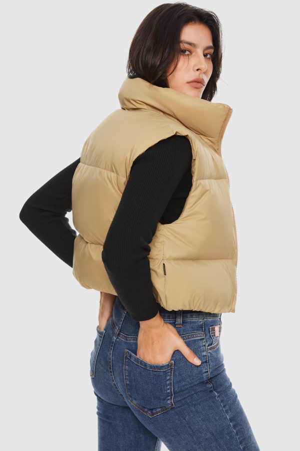 Cropped Puffer Down Vest - Image 17