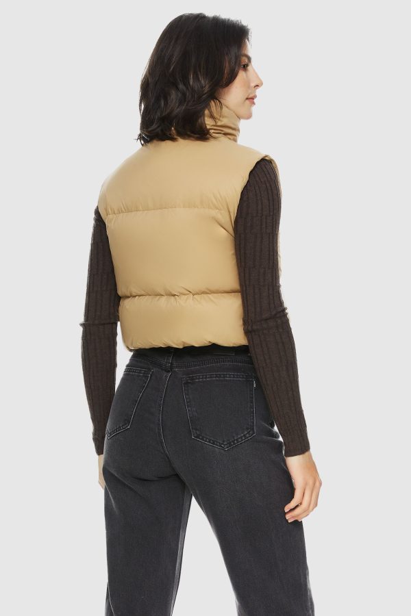 Cropped Puffer Down Vest - Image 18