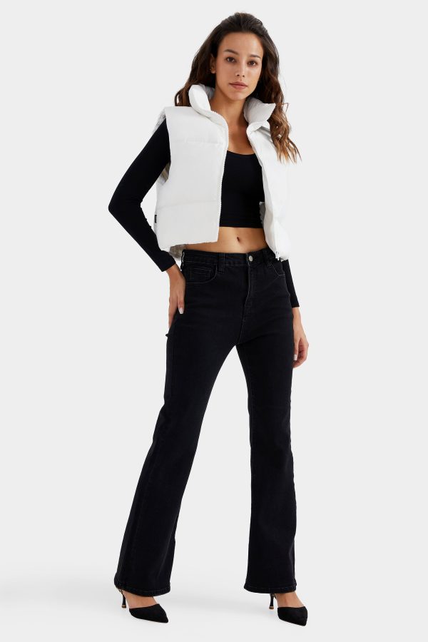 Cropped Puffer Down Vest - Image 19