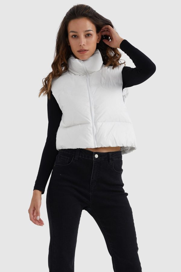 Cropped Puffer Down Vest - Image 20