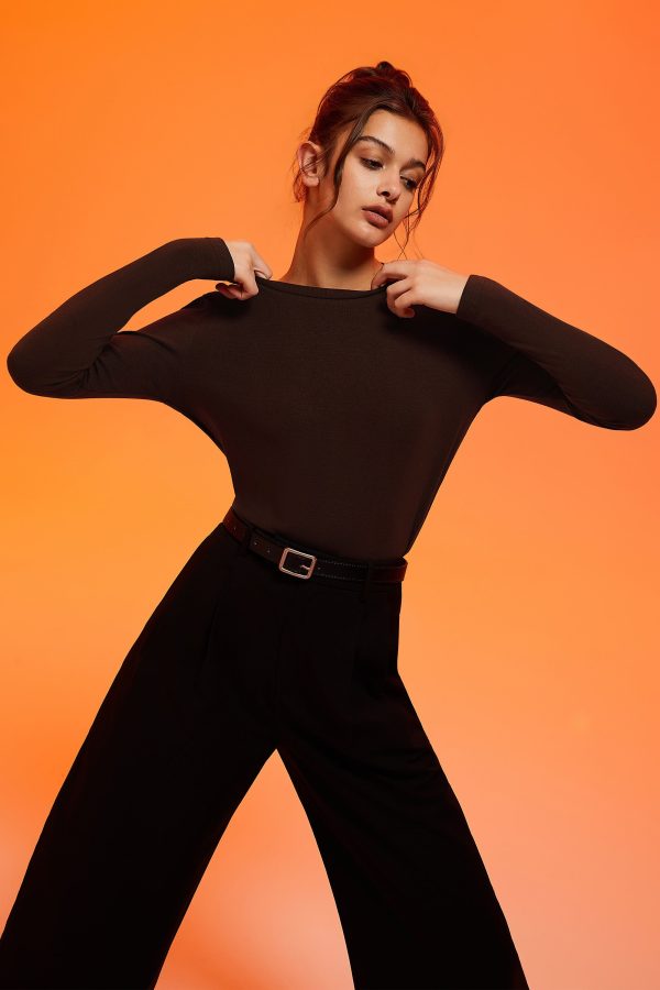 Lightweight Pullover Sweater - Image 5