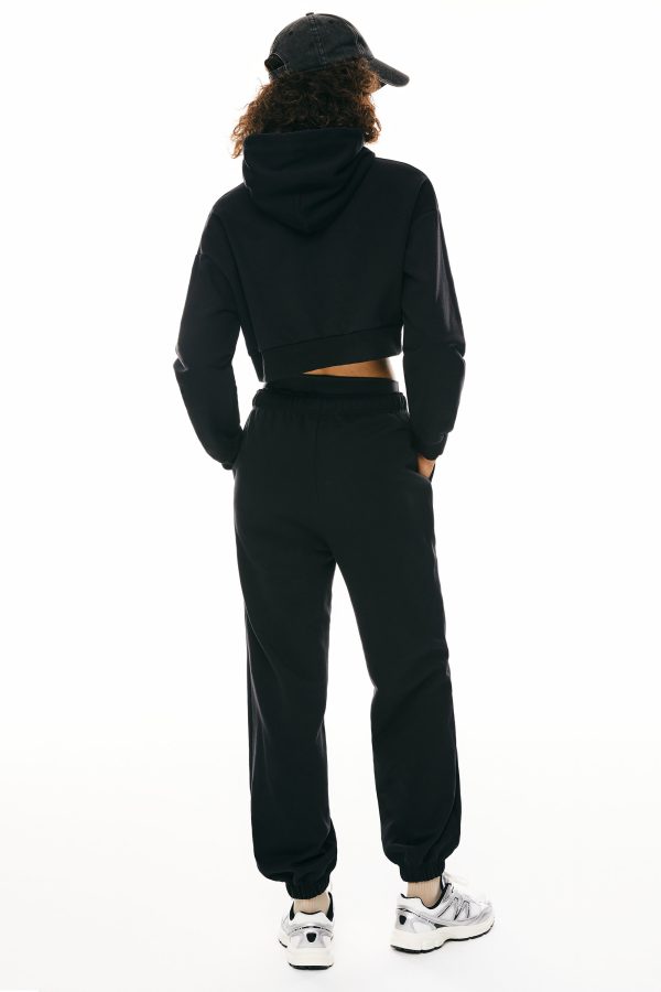 Long Sleeve Cropped Hoodies - Image 10