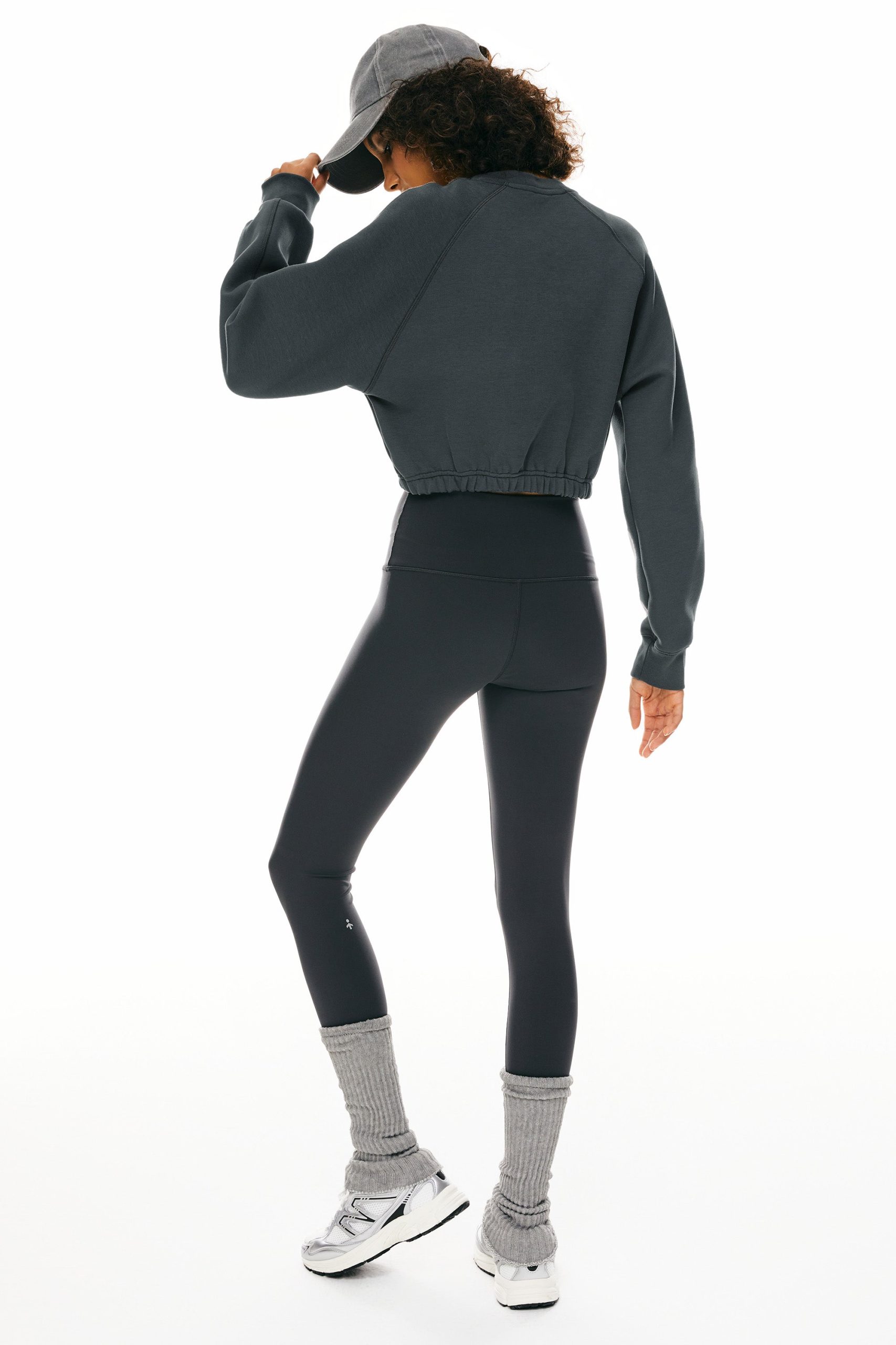 Oversized Cropped Sweatshirt Long Sleeve - Image 3